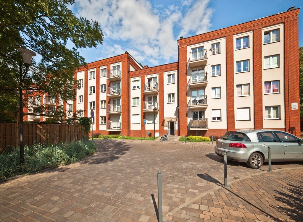 Best Inn Poznan Apartament Wojskowa Bilik gambar