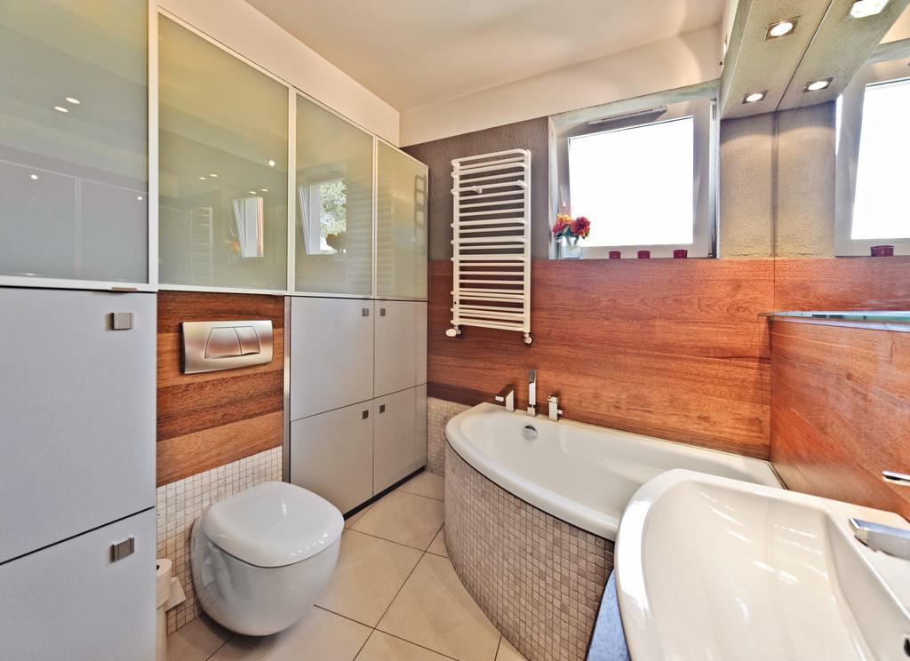 Best Inn Poznan Apartament Wojskowa Bilik gambar