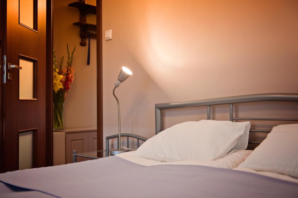 Best Inn Poznan Apartament Wojskowa Bilik gambar