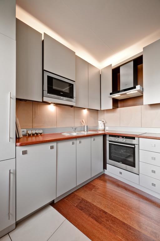 Best Inn Poznan Apartament Wojskowa Bilik gambar